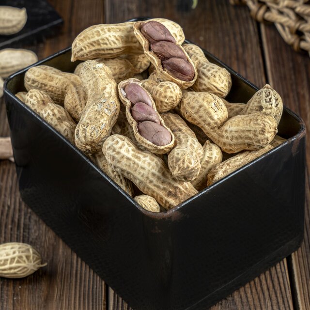 Star Pie Shelled Garlic Longyan Peanuts Farm New Nuts Roasted Seeds Casual New Year Snacks Boiled Wet Roasted Appetizers