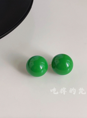 吃撑的梵高 禁止焦绿高级感简约小众耳饰超显白半球豆豆艺术耳钉