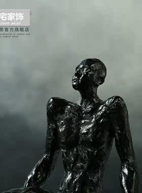 样板房间创意人物雕塑摆件金属铸铁工艺品 办公室书房桌面装饰品