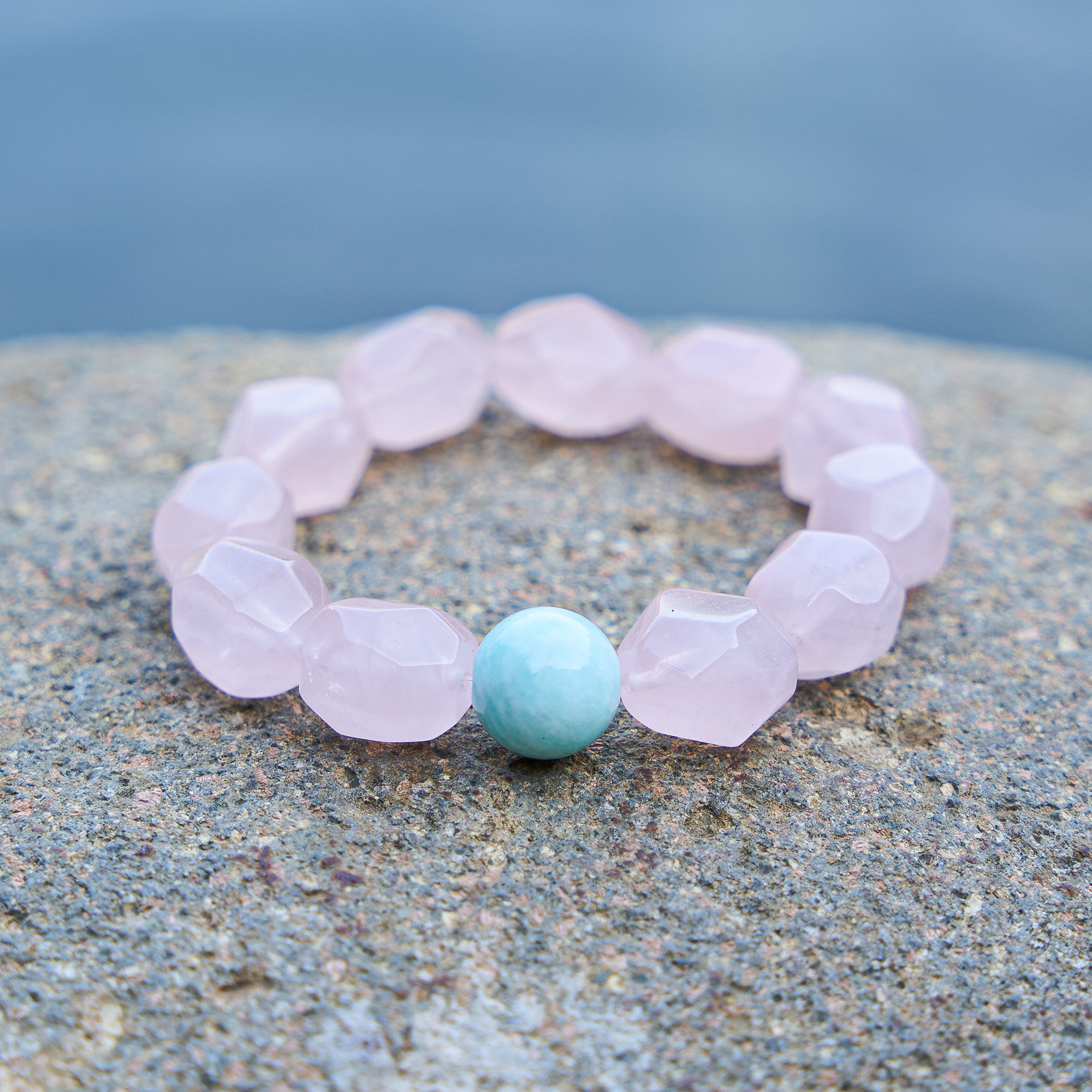 曦光里【欢畅】自信/勇气/爱 岫玉天然随形大颗粒粉水晶手串礼物,淘宝优惠券,粉丝福利购,淘宝优惠卷