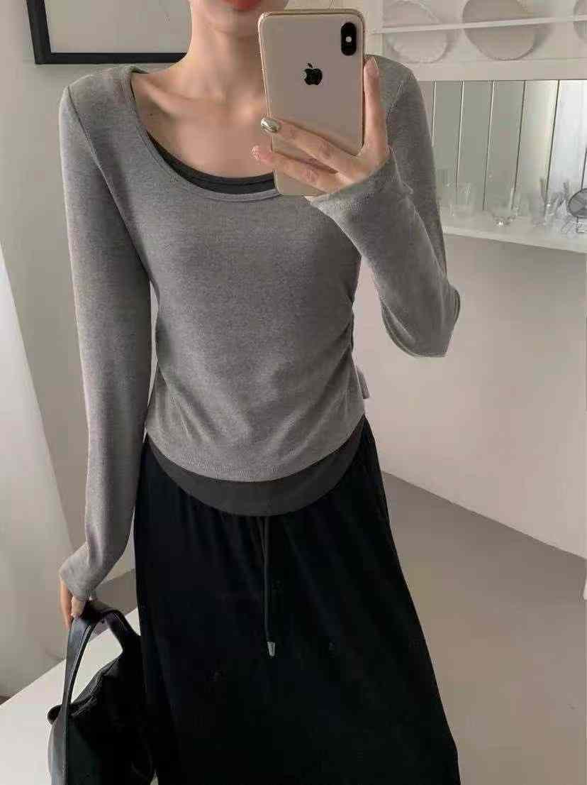 岳岳家9955秋季U领长袖假两件下摆不规则设计侧褶皱上衣女t恤2025 - 图0