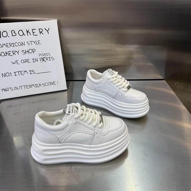 时尚厚底小白鞋女2026年秋季新款小个子增高透气百搭运动休闲板鞋,淘宝优惠券,粉丝福利购,淘宝优惠卷