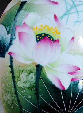 景德镇手绘荷韵风花瓶陶瓷器