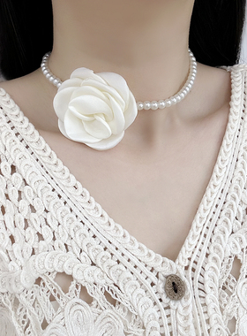 缎面山茶花珍珠少女锁骨项链