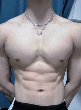 男生太阳吊坠项链体育生1S男0M项圈双层钛钢锁骨链型男银色刀片链