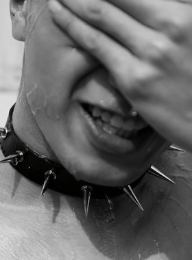 男生0M加长款长铆钉可调节项圈