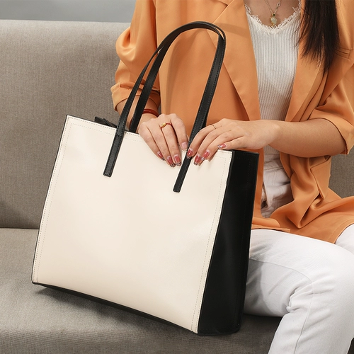 帕朗尼 Кожаная вместительная и большая сумка на одно плечо, коллекция 2023, из натуральной кожи, воловья кожа