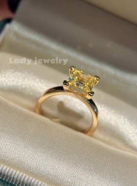 蕾迪【艳彩黄公主切】3克拉经典公主切意大利工艺时尚戒指