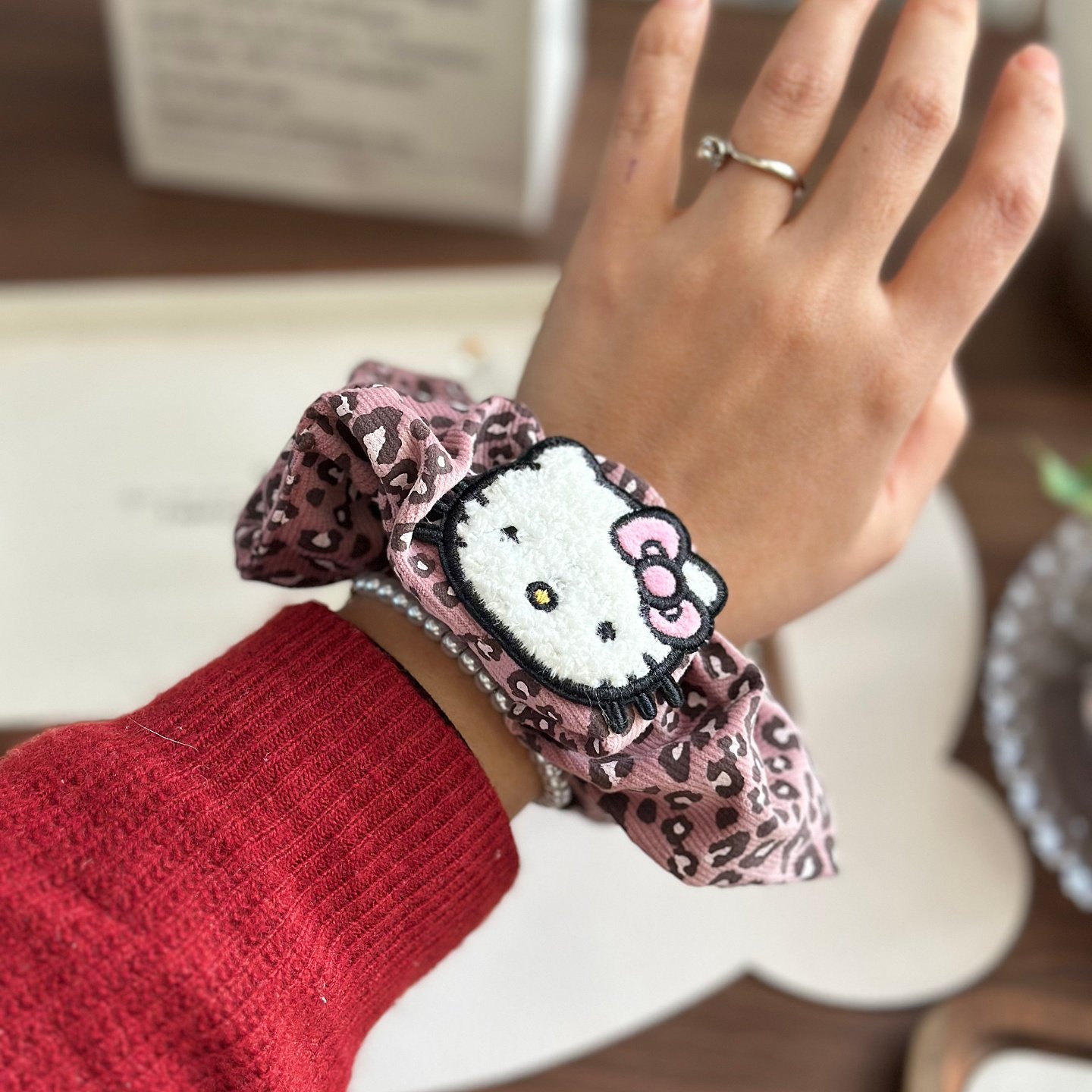 正版豹纹凯蒂猫大肠发圈粉蓝色发束少女俏皮可爱丸子头发绳头饰品,淘宝优惠券,粉丝福利购,淘宝优惠卷