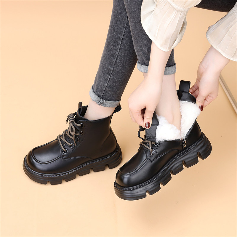 东北羊毛雪地靴大棉冬季真皮马丁靴女松糕厚底皮毛一体短靴大码42,淘宝优惠券,粉丝福利购,淘宝优惠卷
