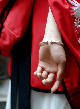 守忆蒜头亲子送女朋友双鱼戏莲