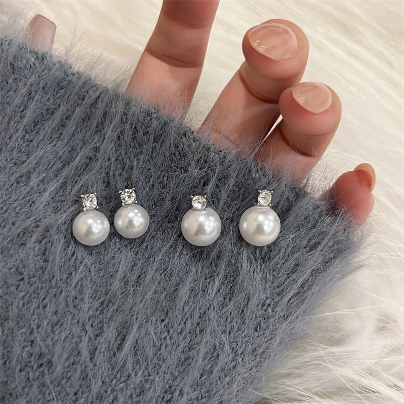 高级感气质珍珠耳钉女2026新款爆款耳饰法式复古轻奢小众设计耳环,淘宝优惠券,粉丝福利购,淘宝优惠卷