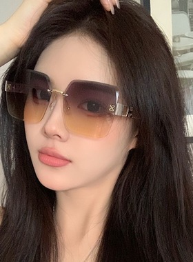 网红同款墨镜圆脸开车防紫外线长脸太阳眼镜高颜值大框太阳镜女款