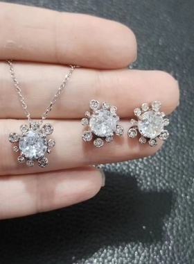 项链水晶十字链女2024新款