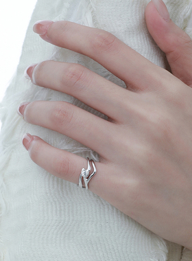 小众个性ins冷淡风高级感镶嵌锆石不规则S925纯银开口尾戒女