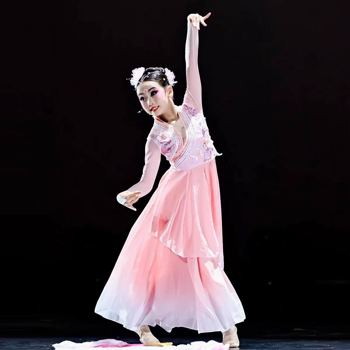 春语莺啼儿童古典舞演出服新款玉蝶幽香舞蹈服群舞表演服飘逸服装,淘宝优惠券,粉丝福利购,淘宝优惠卷