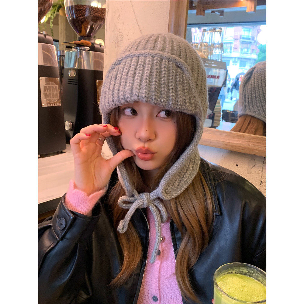 韩系出片~显脸小纯色系带针织毛线飞行帽女冬百搭护耳学生雷锋帽