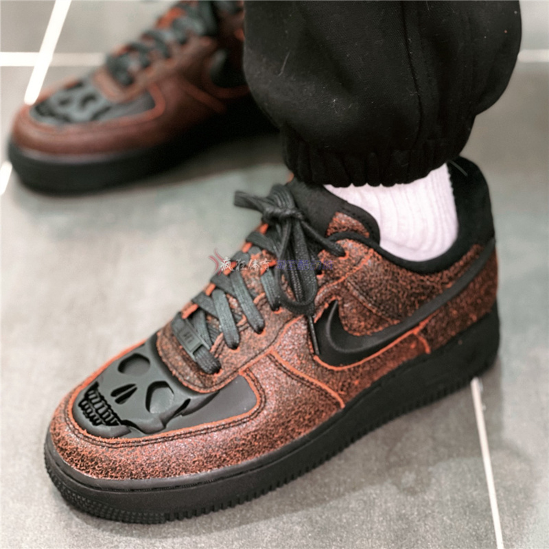Nike AIR FORCE 1 RETRO耐克男子万圣节空军一号板鞋HV2016-001 - 图0