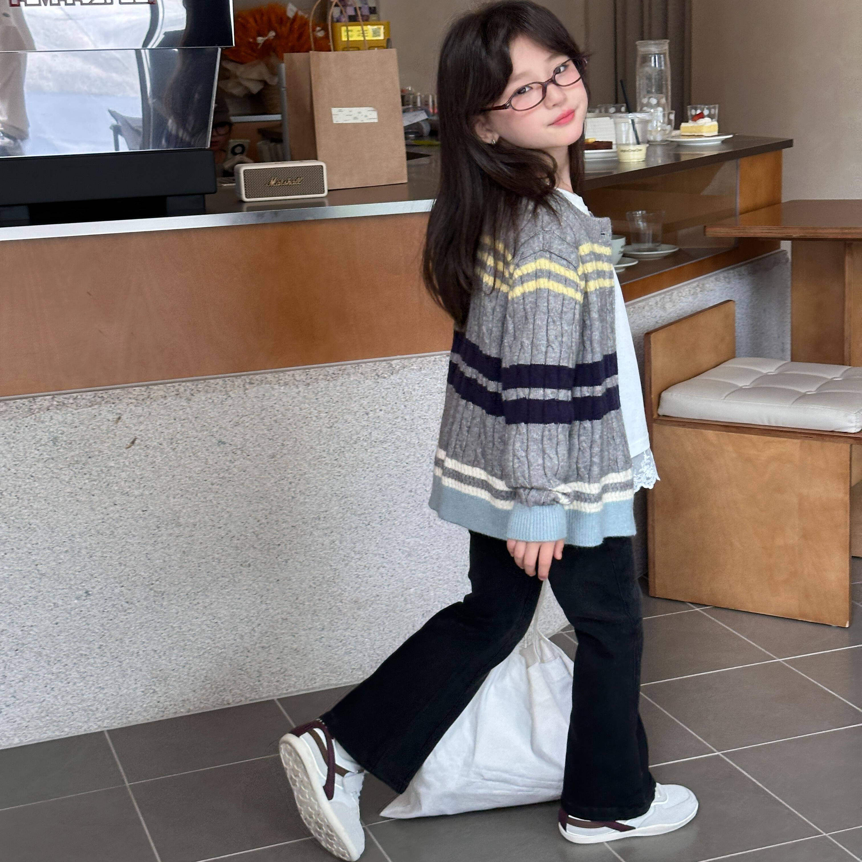 女童裤子春秋2025新款儿童中大童洋气修身百搭喇叭裤秋装微喇长裤,淘宝优惠券,粉丝福利购,淘宝优惠卷