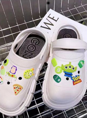 巴斯光年洞洞鞋crocs装饰品