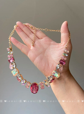巴克洛宫廷风粉色几何水钻项链