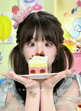 甜美粉色格子草莓生日蛋糕帽子