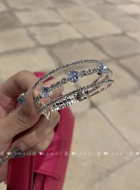 爆闪轻奢银色镶钻三层手镯