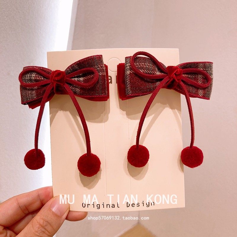 木马天空新年酒红色蝴蝶结发夹毛球装饰氛围感发饰女童发圈皮筋,淘宝优惠券,粉丝福利购,淘宝优惠卷