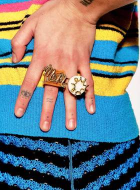 TysGrocery女树脂复古浮雕戒指