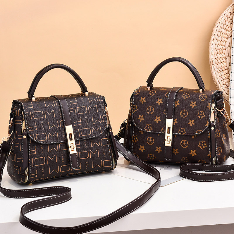 秋冬大容量2021新款潮质感单肩包 jooz品牌女士包袋