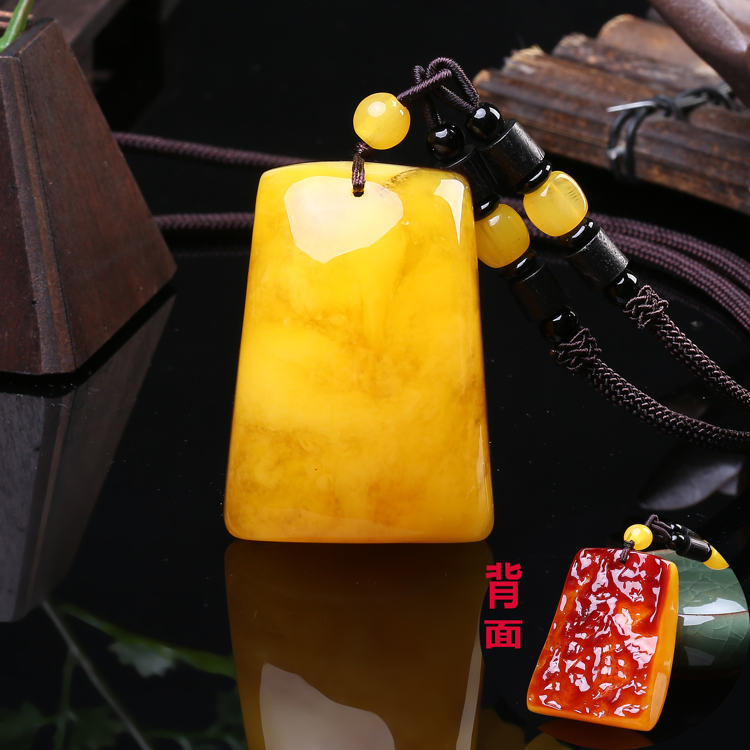 老蜜蜡吊坠男女款水滴鸡油黄琥珀带皮项链无事牌蜜蜡吊坠毛衣链 老蜜蜡吊坠男女款水滴鸡油黄琥珀带皮项链无事牌蜜蜡吊坠毛衣链