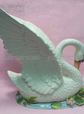 陶瓷天鹅大号欧式风电视柜工艺品