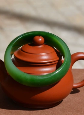 手镯新疆和田玉碧玉菠菜绿