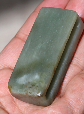 天然把件皮带扣新疆和田玉籽料