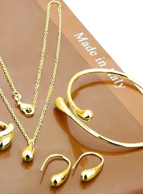 圣诞节送礼礼盒装小众个性新款项链简约时尚不掉色锁骨链轻奢百搭