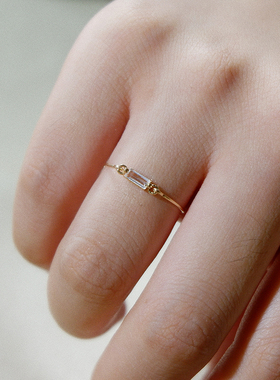 UNELGE女通勤小钻戒指
