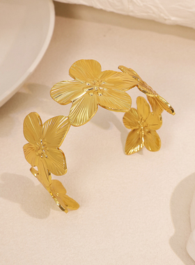 NVOXS原创设计异域风花朵手镯