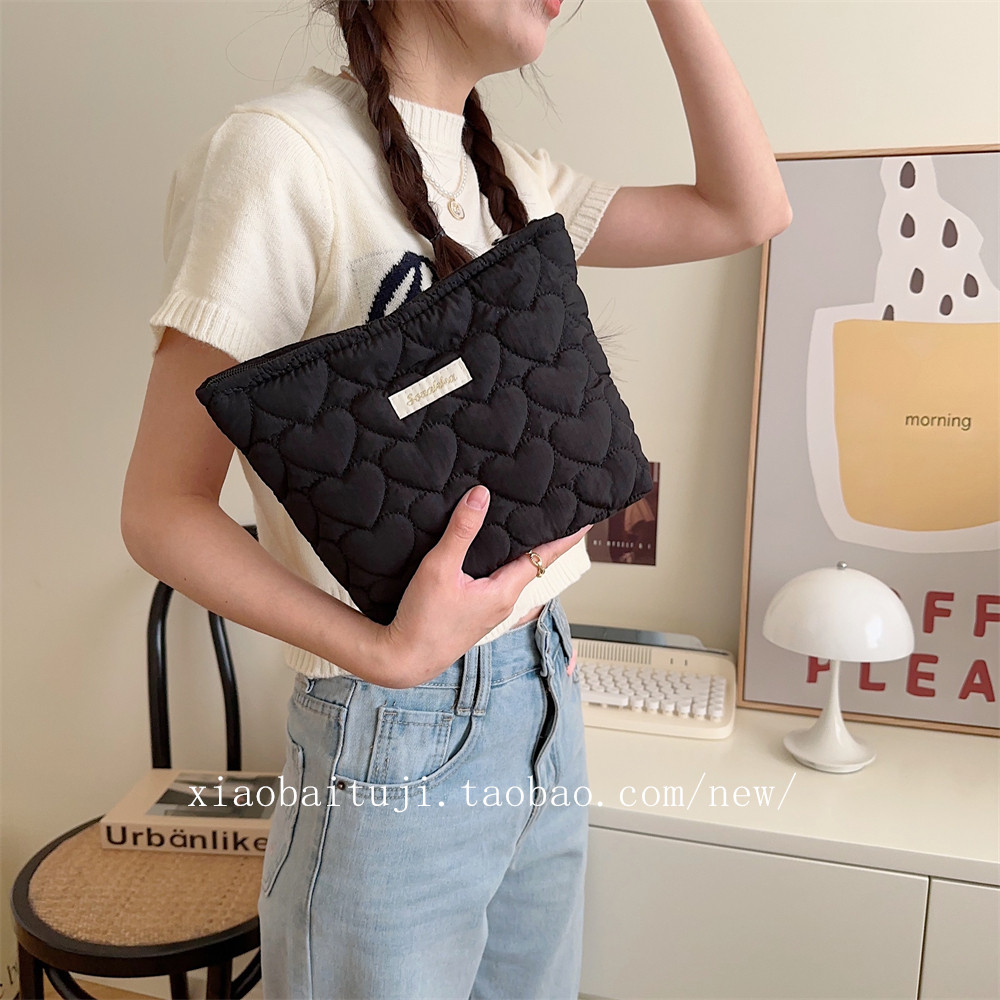 小白兔几绗缝夹棉爱心手拿包化妆包护肤品零钱包内胆多功能收纳袋,淘宝优惠券,粉丝福利购,淘宝优惠卷