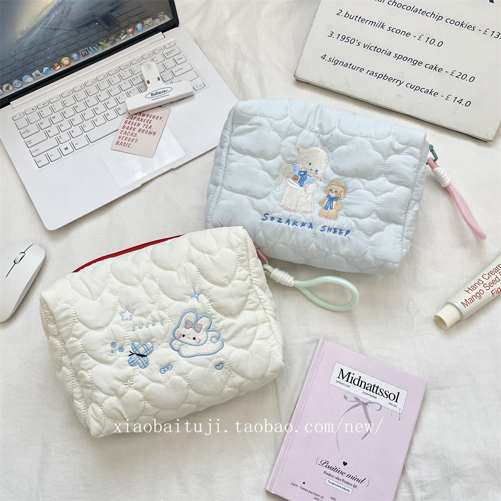 小白兔几 卡通可爱手拿化妆包女便携式大容量洗漱品护肤品收纳袋,淘宝优惠券,粉丝福利购,淘宝优惠卷