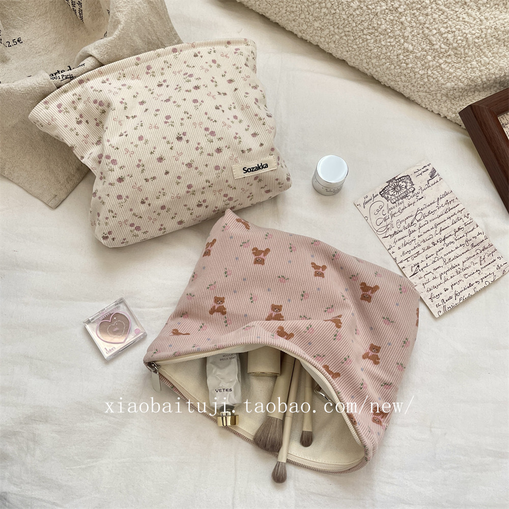 小白兔几新款可爱小熊灯芯绒化妆包大容量便携洗漱包手拿包收纳袋,淘宝优惠券,粉丝福利购,淘宝优惠卷