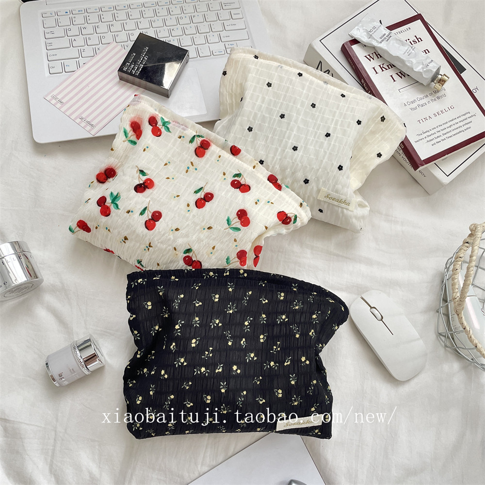 小白兔几  碎花夏季新款便携护肤品收纳袋旅行洗漱包帆布包手拿包,淘宝优惠券,粉丝福利购,淘宝优惠卷