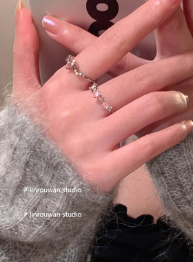 心动预警粉锆爱心戒指