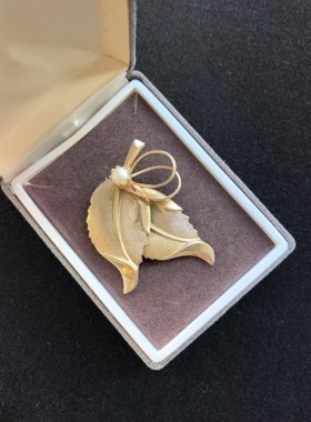 中古vintage复古素金仿珠叶子胸针孤品