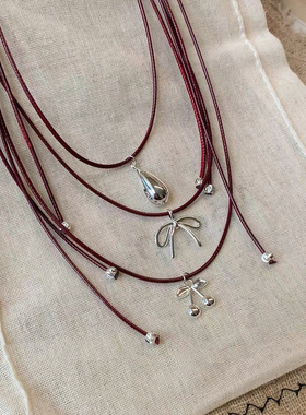 极简画风设计 红色抽拉绳蝴蝶结项链百搭韩系ins叠戴毛衣链颈饰