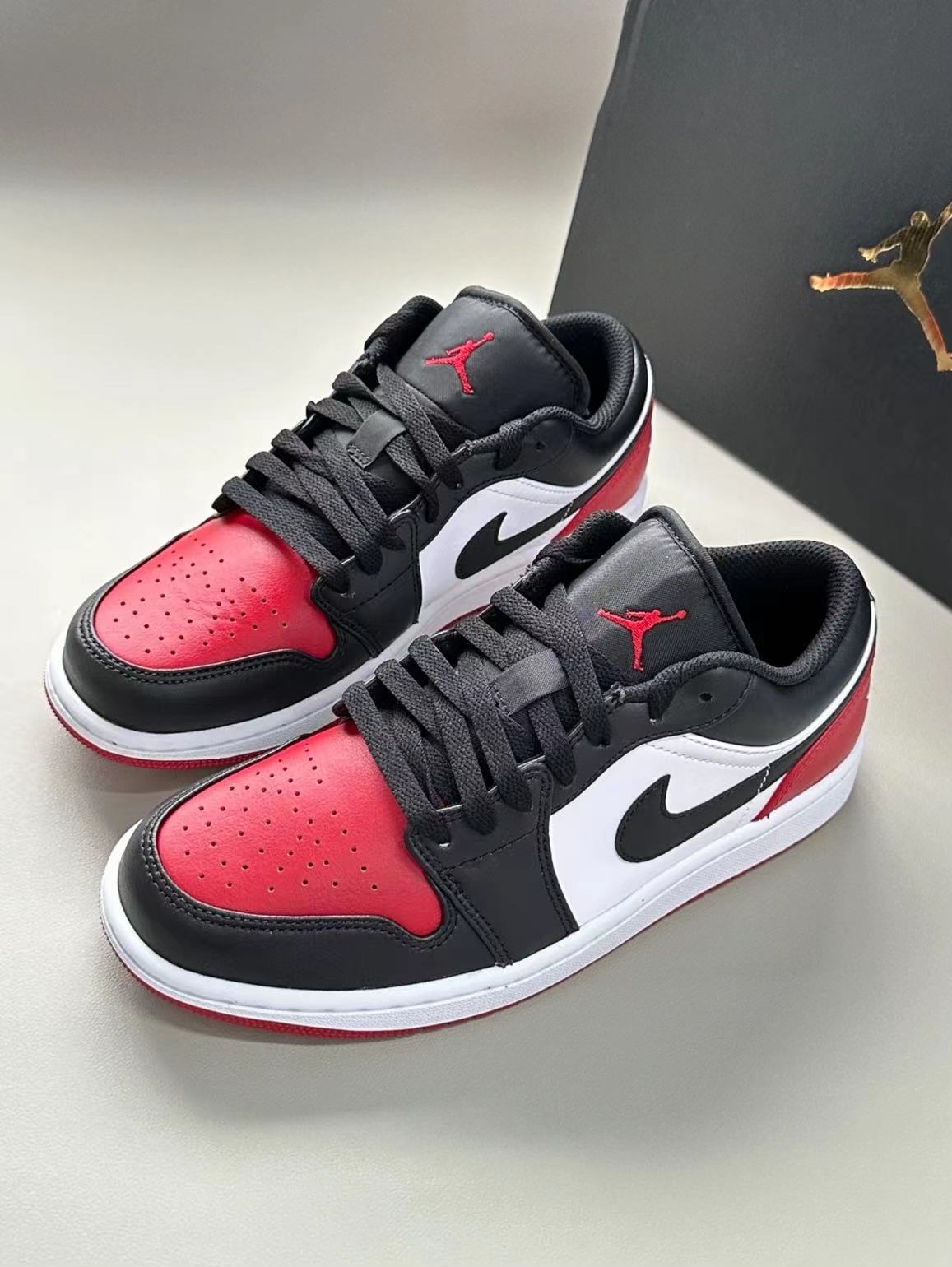 Air Jordan 1 Low AJ1 黑红脚趾 低帮 复古篮球鞋  553558-161 - 图0