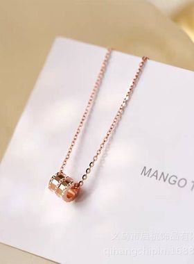 网红直播小蛮腰项链女轻奢简约个性气质几何吊坠锁骨链饰品货源