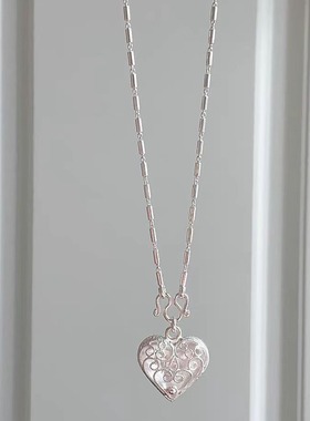 新款泰国小众个性蕾丝镂空花纹桃心锁骨链立体爱心竹节项链轻奢