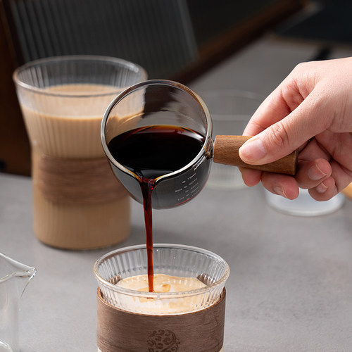 onlycook 木柄玻璃小奶盅咖啡萃取杯盎司杯 奶罐浓缩液带刻度量杯 - 图0