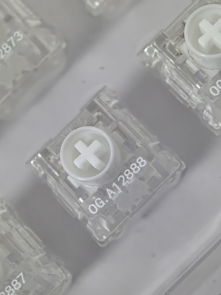 TTC线性轴体,手感轻柔,回弹跟手舒服雪虎轴100颗连号