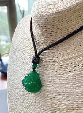 天然阳绿色玉髓弥勒佛吊坠冰种